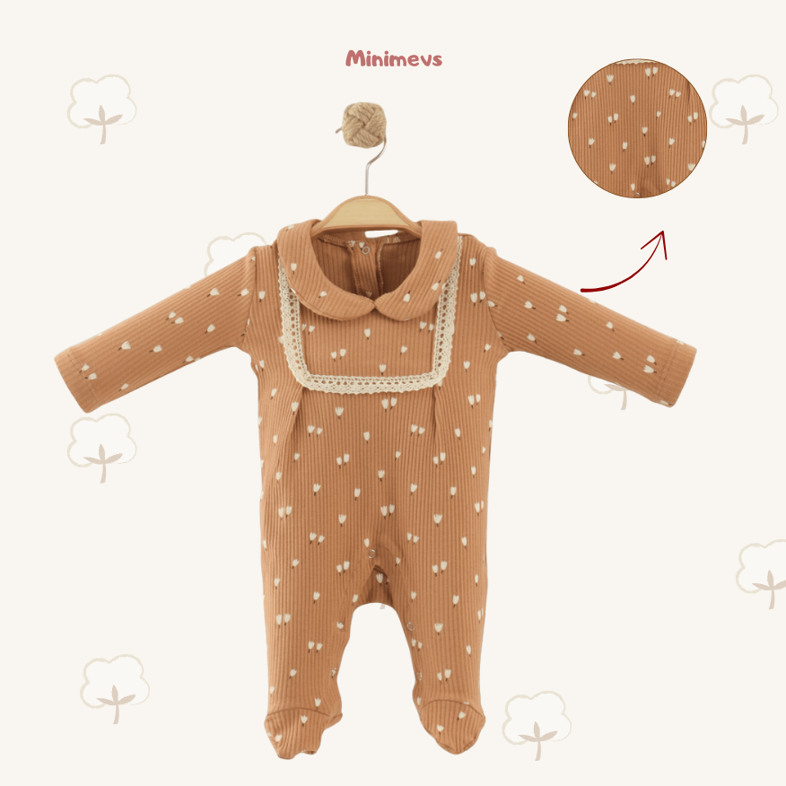 Dantel Detaylı Çiçekli Örme Tulum