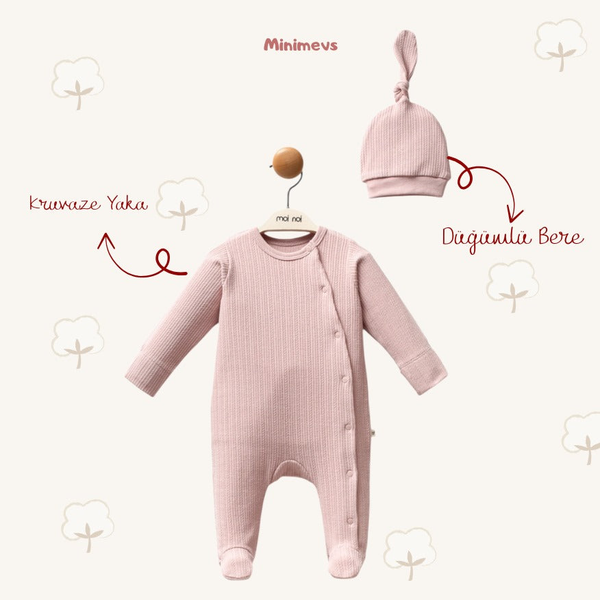 Kruvaze Şapkalı Tulum Seti