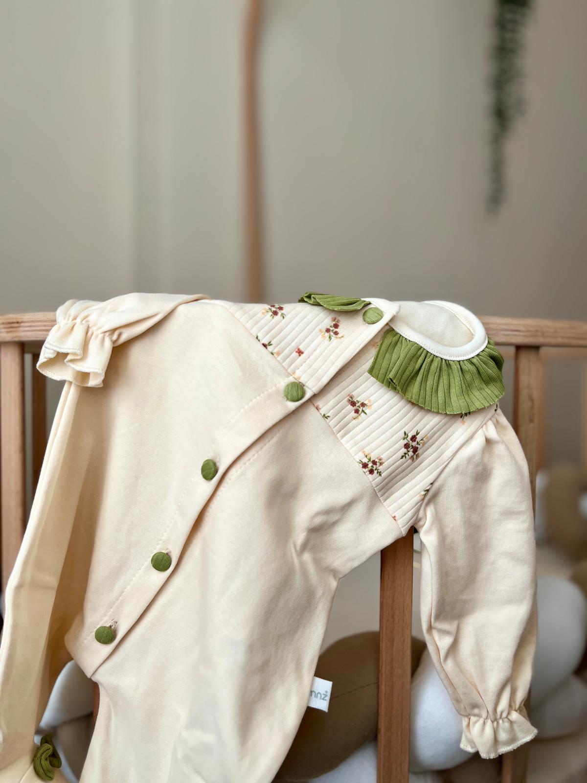 Çıtır Çiçekli 10'lu Kız Bebek Hastane Çıkış Seti