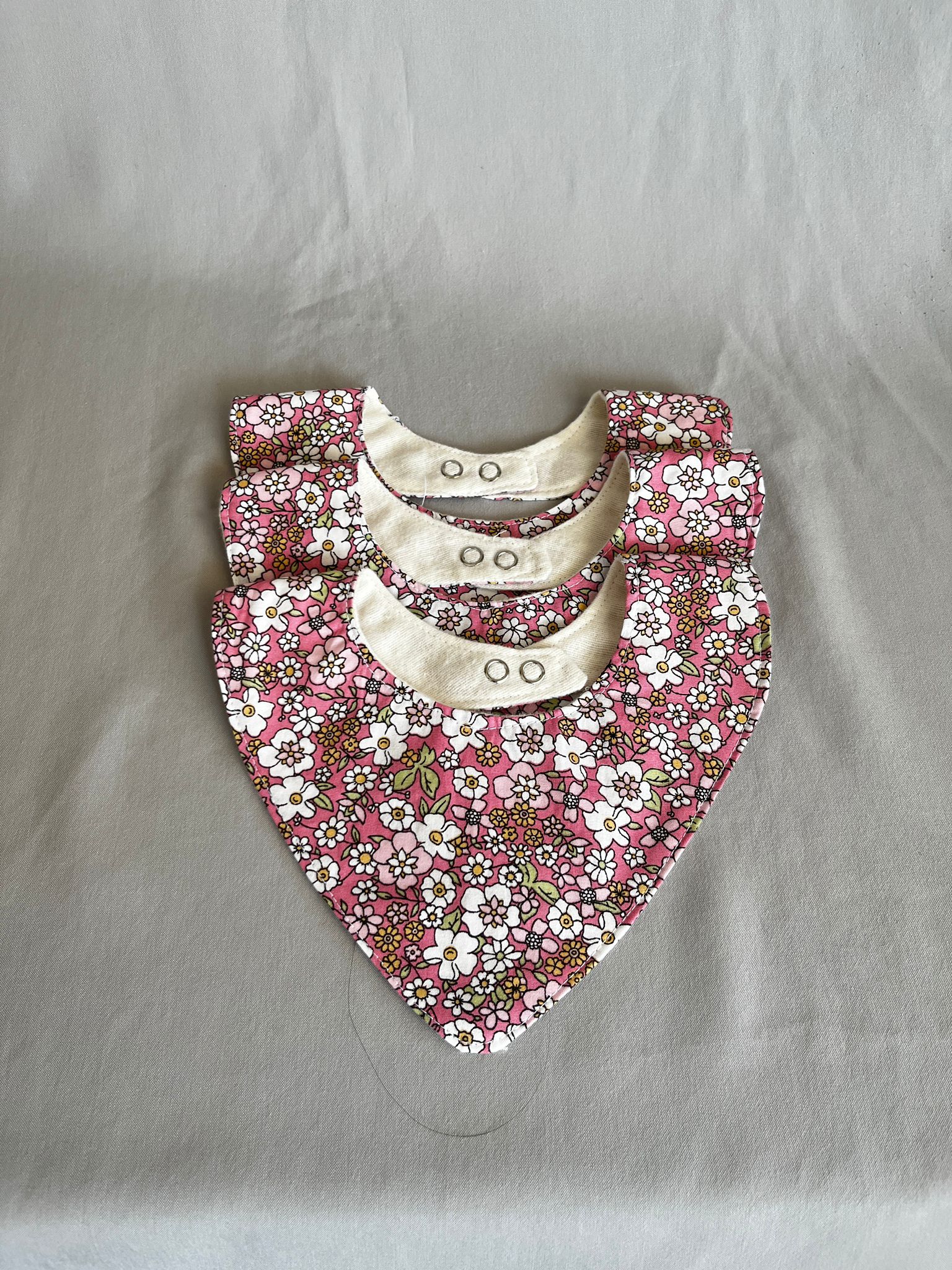 Çiçek Desenli Önlük